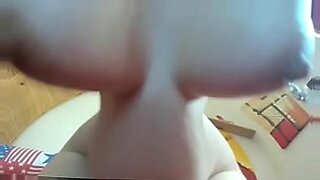 boobs 2min video